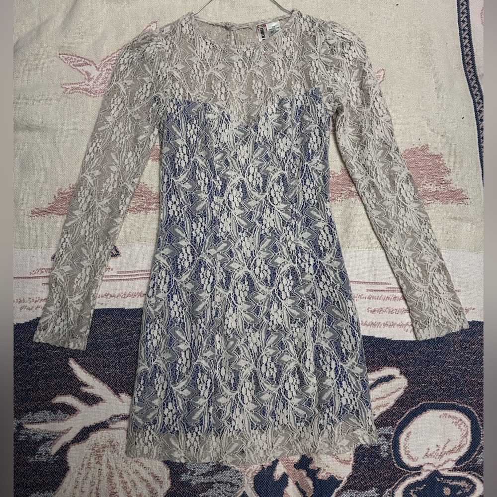 Elegant Lace Dress in Blue and Cream